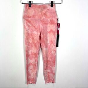 Carbon38 active baby pink tonal tie dye print 7/8 leggings